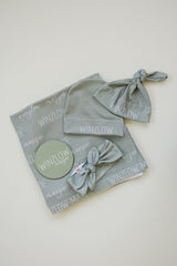 Personalized Baby Swaddle Blanket, Perfect Baby Shower Gift JS12
