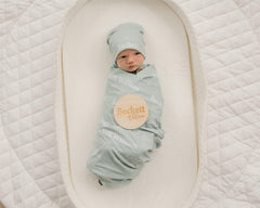 Personalized Baby Swaddle Blanket, Perfect Baby Shower Gift JS01