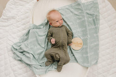 Personalized Swaddle Set With Sign