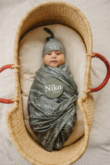 Personalized Swaddle and Sign Bundle - Baby Shower Gift JS01